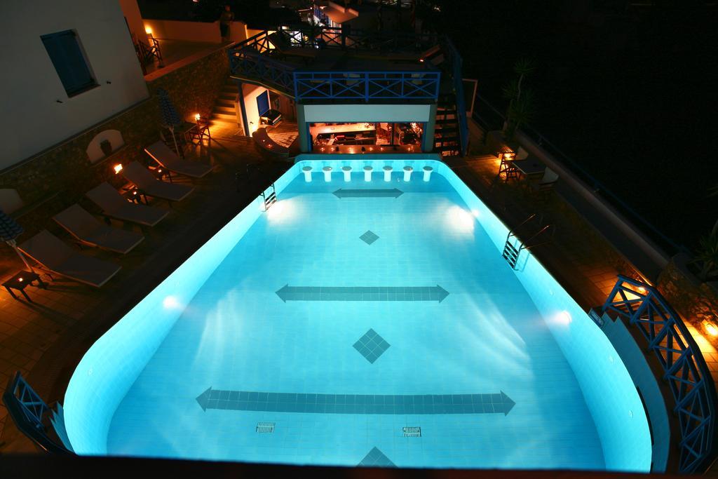 Poseidon Hotel イオス島 チョーラ エクステリア 写真